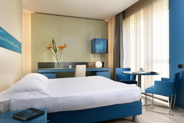 Una Hotel Bologna image 5