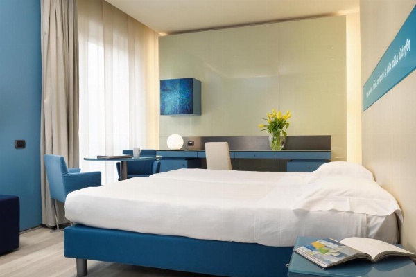Una Hotel Bologna image 8